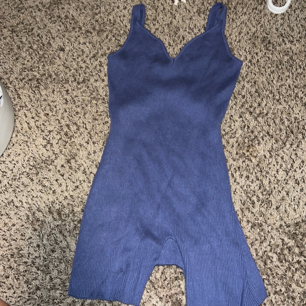 A cute one piece never worn